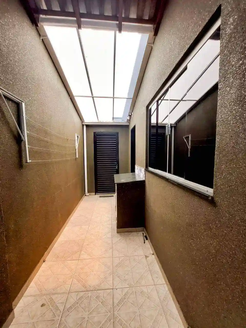 Casa de Condomínio com 3 quartos à venda, 200m² — foto 18 de 36
