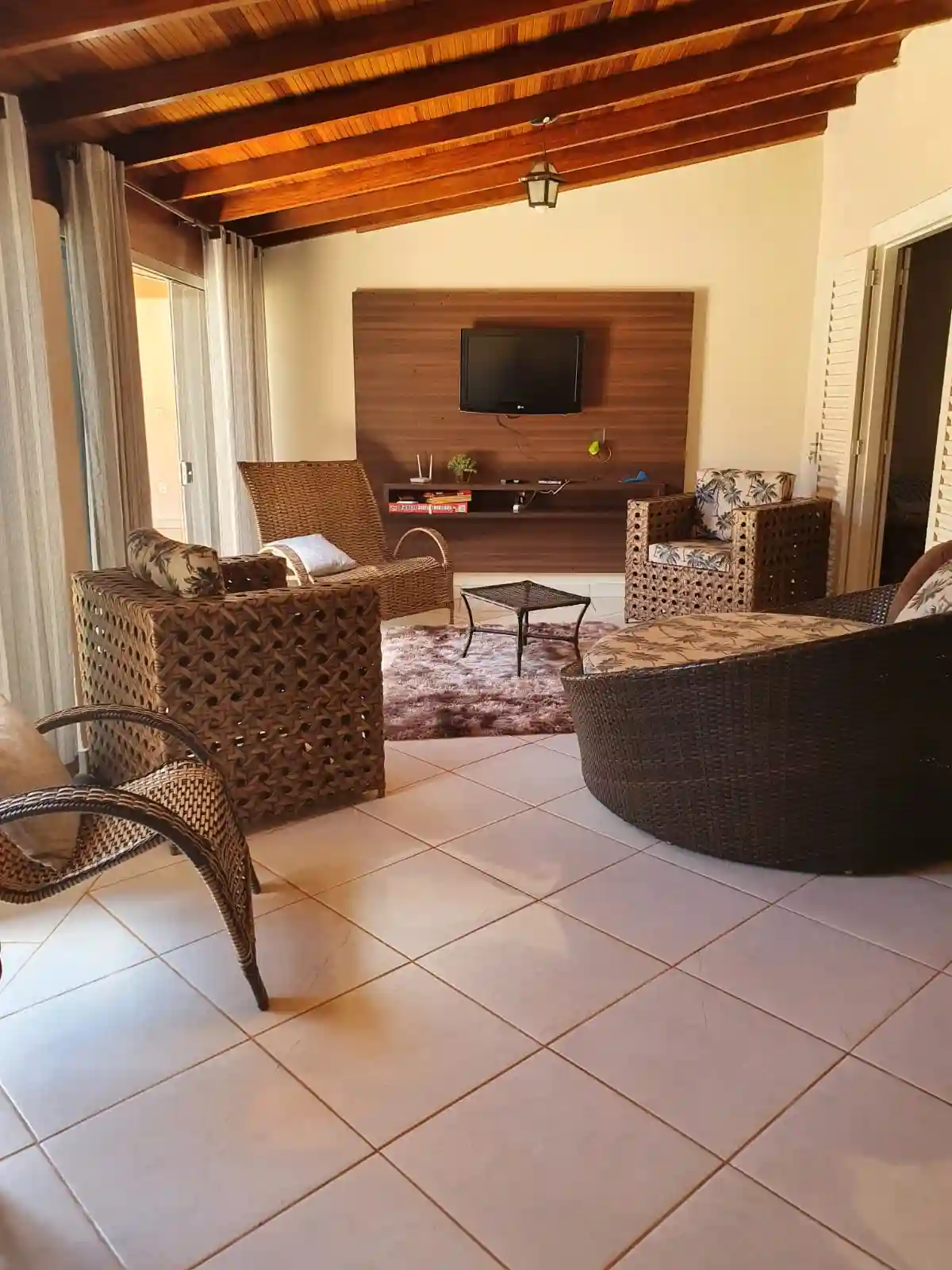 Casa de Condomínio com 3 quartos à venda, 500m² — foto 2 de 14