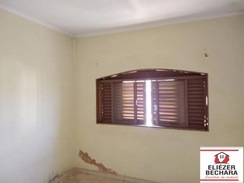Casa à venda — foto 4 de 5