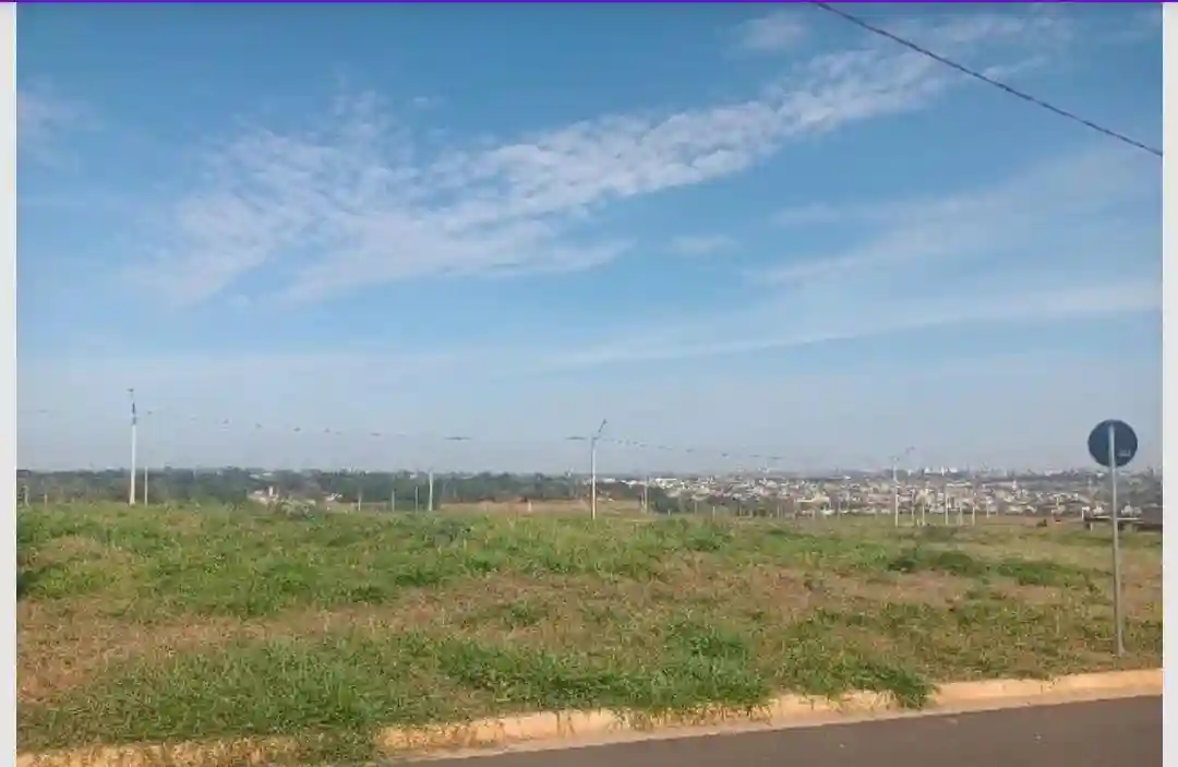 Terreno / Lote / Condomínio  à venda, 300m² — foto 4 de 7