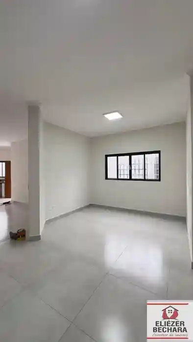 Casa com 3 quartos à venda, 200m² — foto 18 de 24