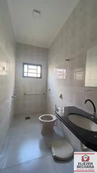 Casa com 3 quartos à venda, 200m² — foto 23 de 24
