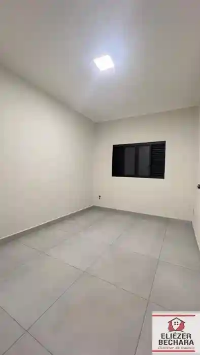 Casa com 3 quartos à venda, 200m² — foto 4 de 24