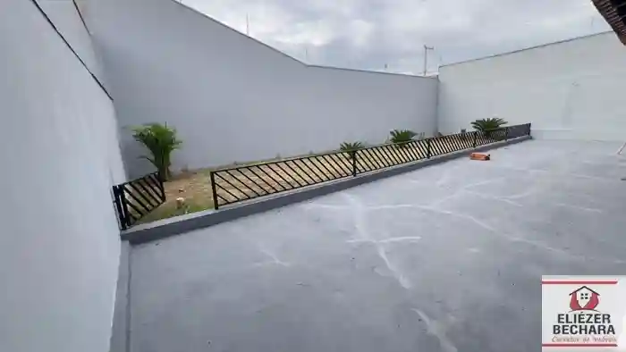 Casa com 3 quartos à venda, 200m² — foto 17 de 24