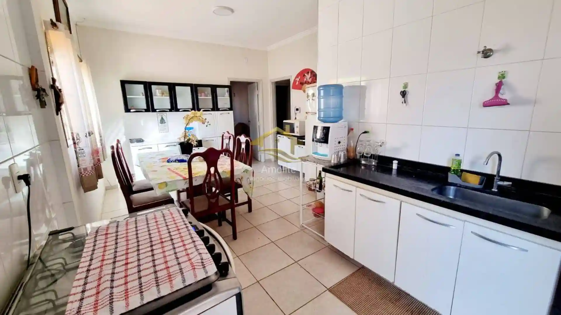 Casa com 3 quartos à venda, 165m² — foto 9 de 20