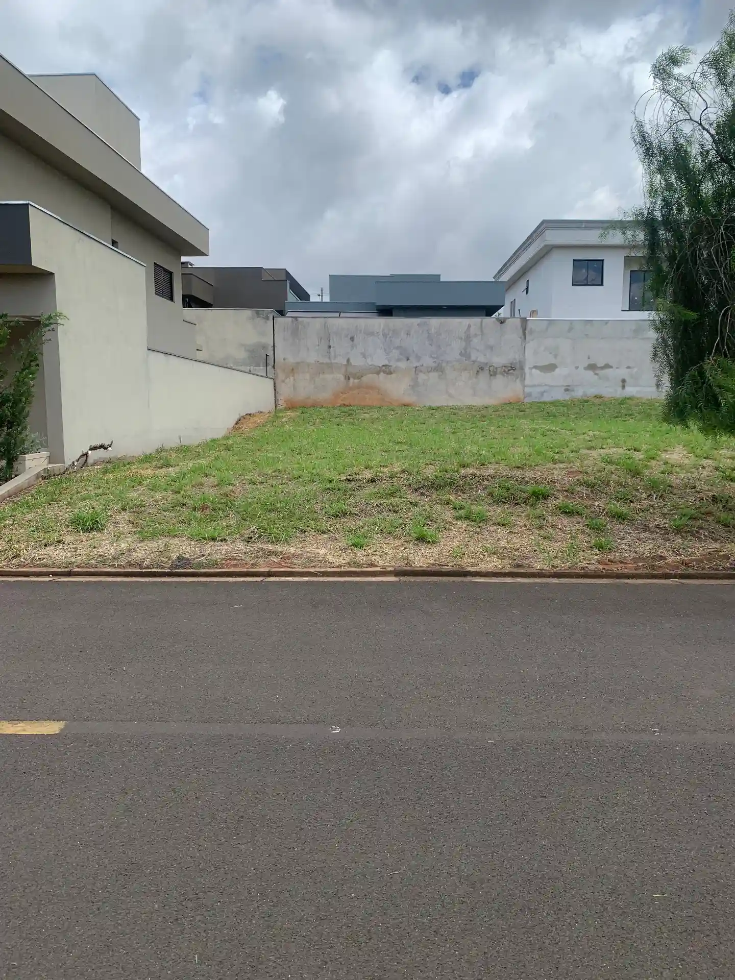 Terreno / Lote / Condomínio  à venda, 288m² — foto 7 de 11