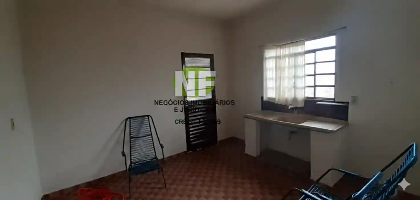 Casa com 4 quartos à venda, 363m² — foto 14 de 15