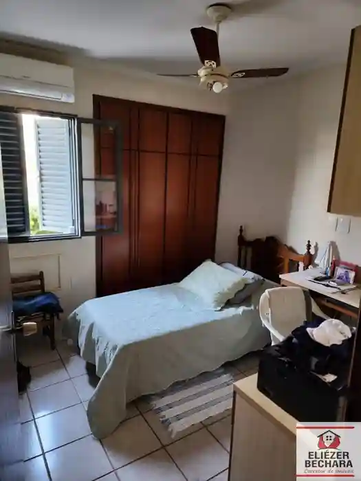 Apartamento com 3 quartos à venda, 90m² — foto 7 de 9