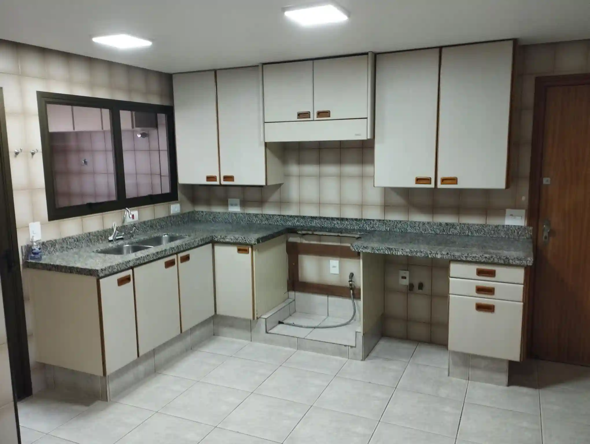 Apartamento para aluguel — foto 15 de 51
