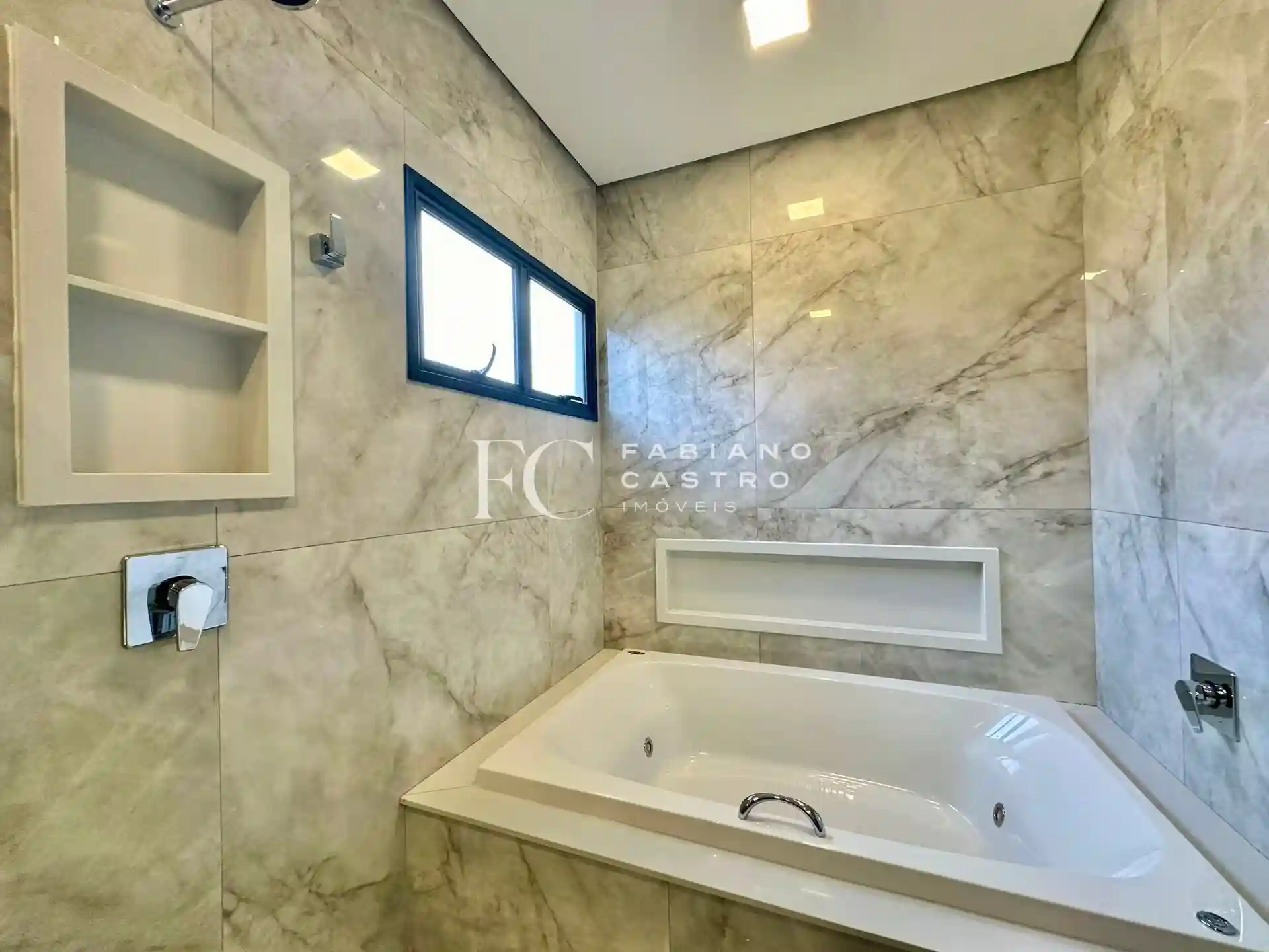Casa de Condomínio com 3 quartos à venda, 210m² — foto 26 de 28