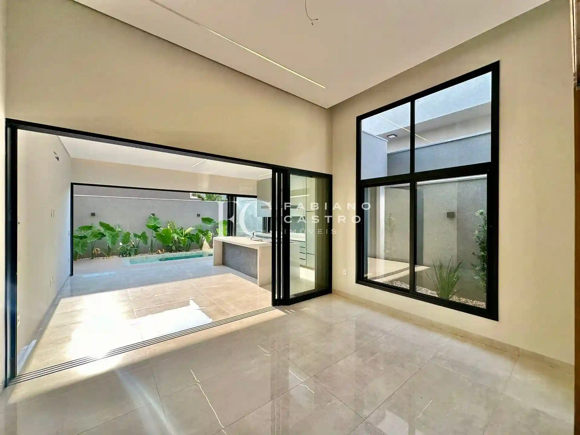 Casa de Condomínio com 3 quartos à venda, 210m² — foto 10 de 28