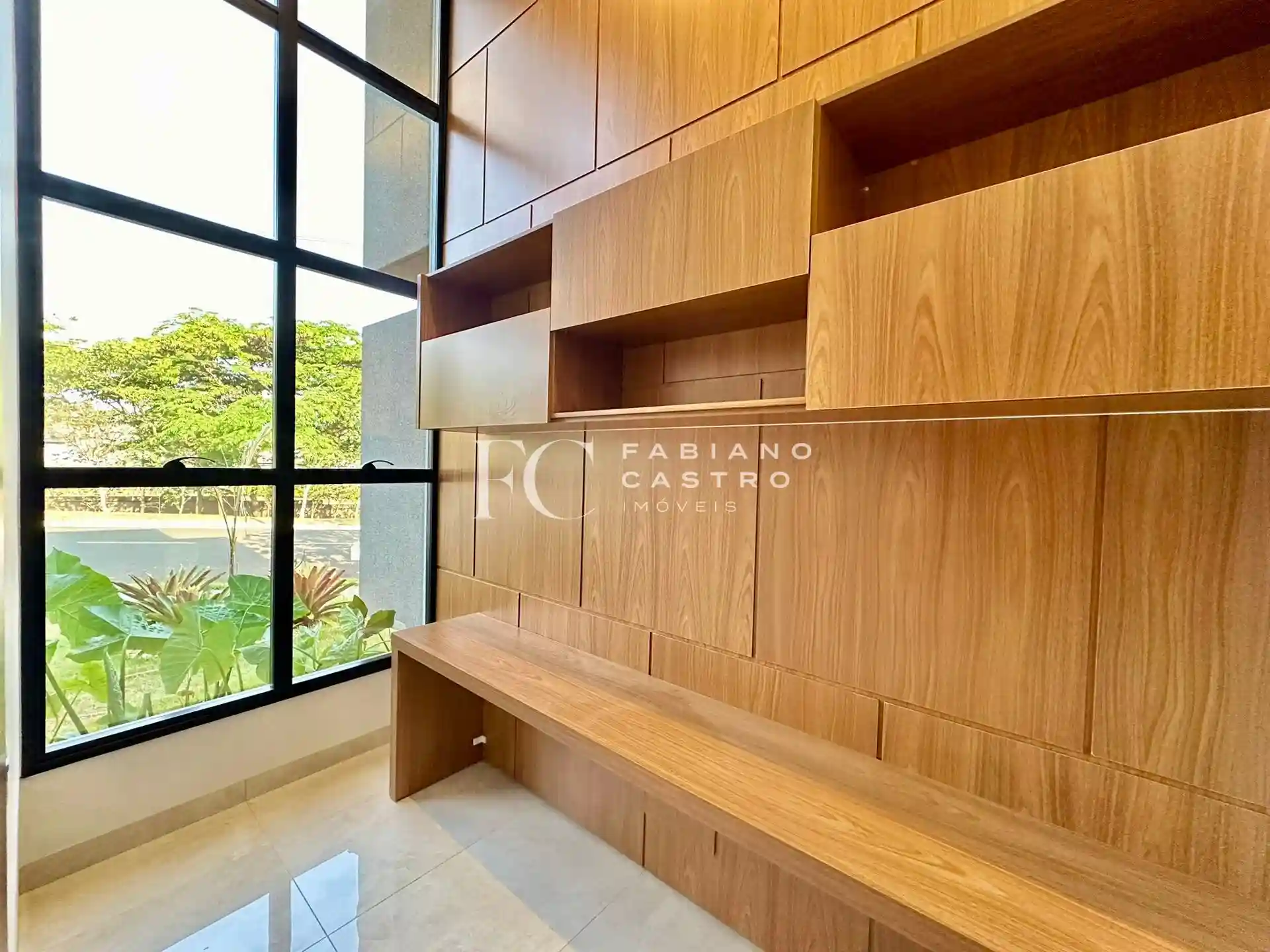 Casa de Condomínio com 3 quartos à venda, 210m² — foto 4 de 28
