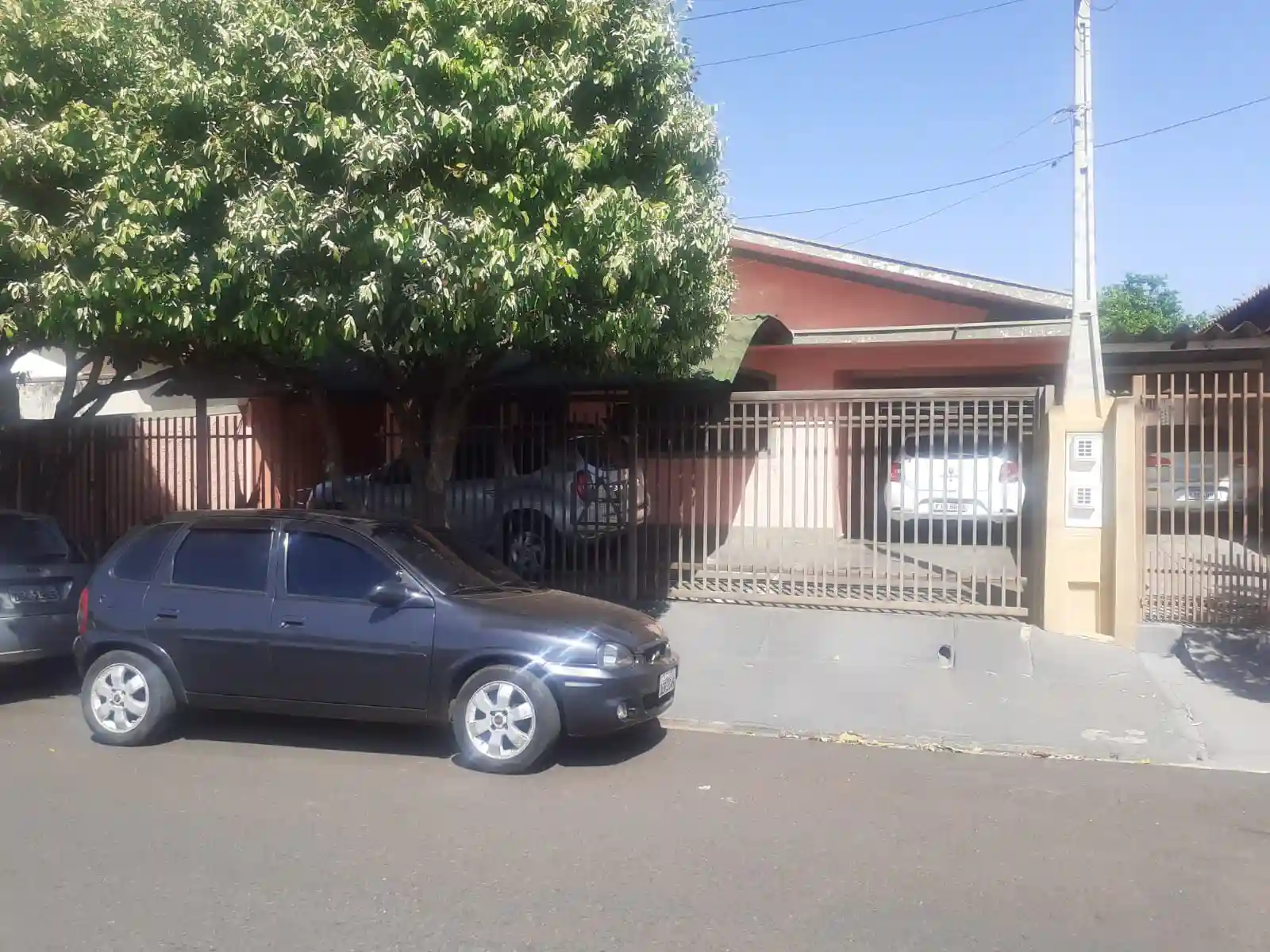 Casa com 4 quartos à venda, 223m² — foto 2 de 7