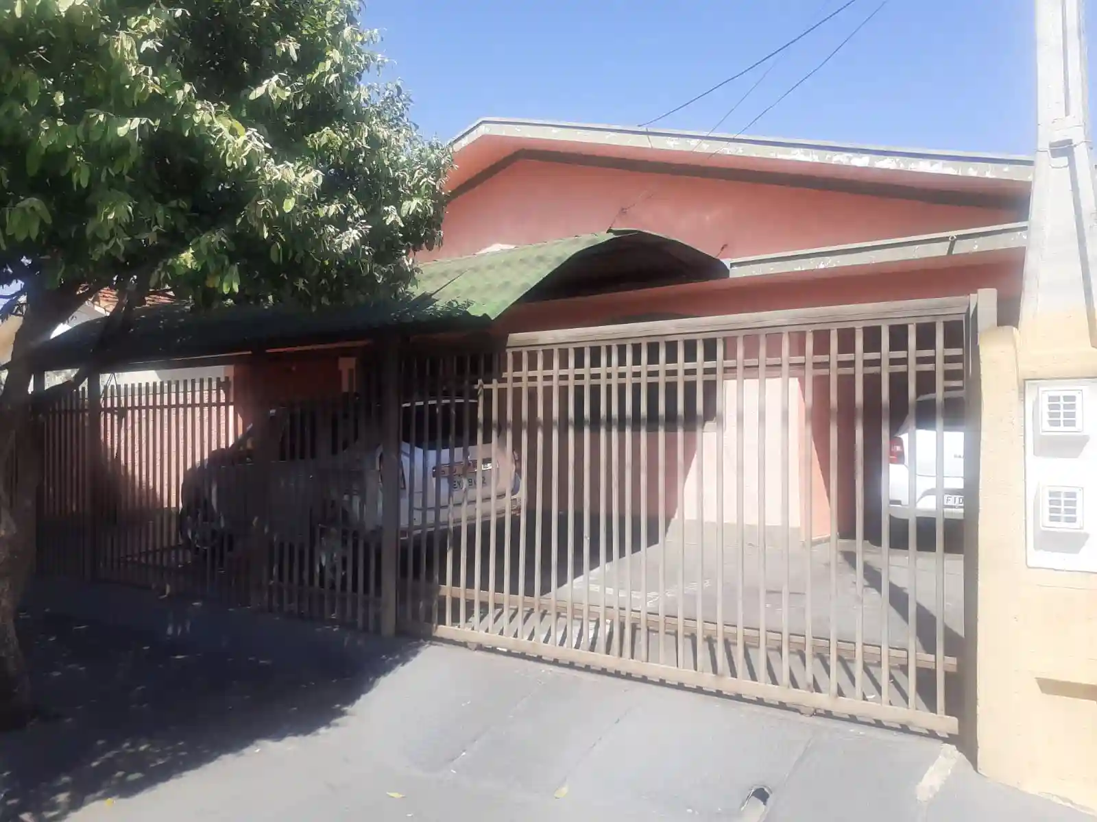 Casa com 4 quartos à venda, 223m² — foto 1 de 7
