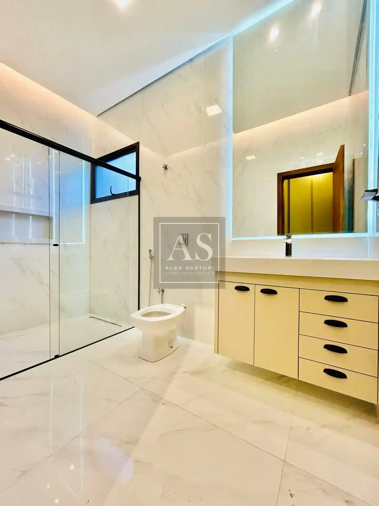 Casa de Condomínio com 3 quartos à venda, 226m² — foto 40 de 40