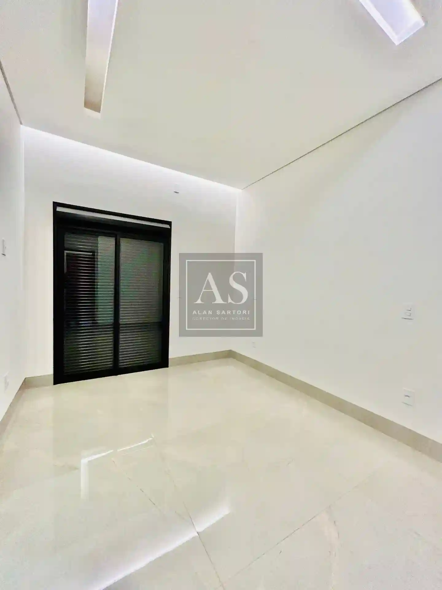 Casa de Condomínio com 3 quartos à venda, 226m² — foto 35 de 40