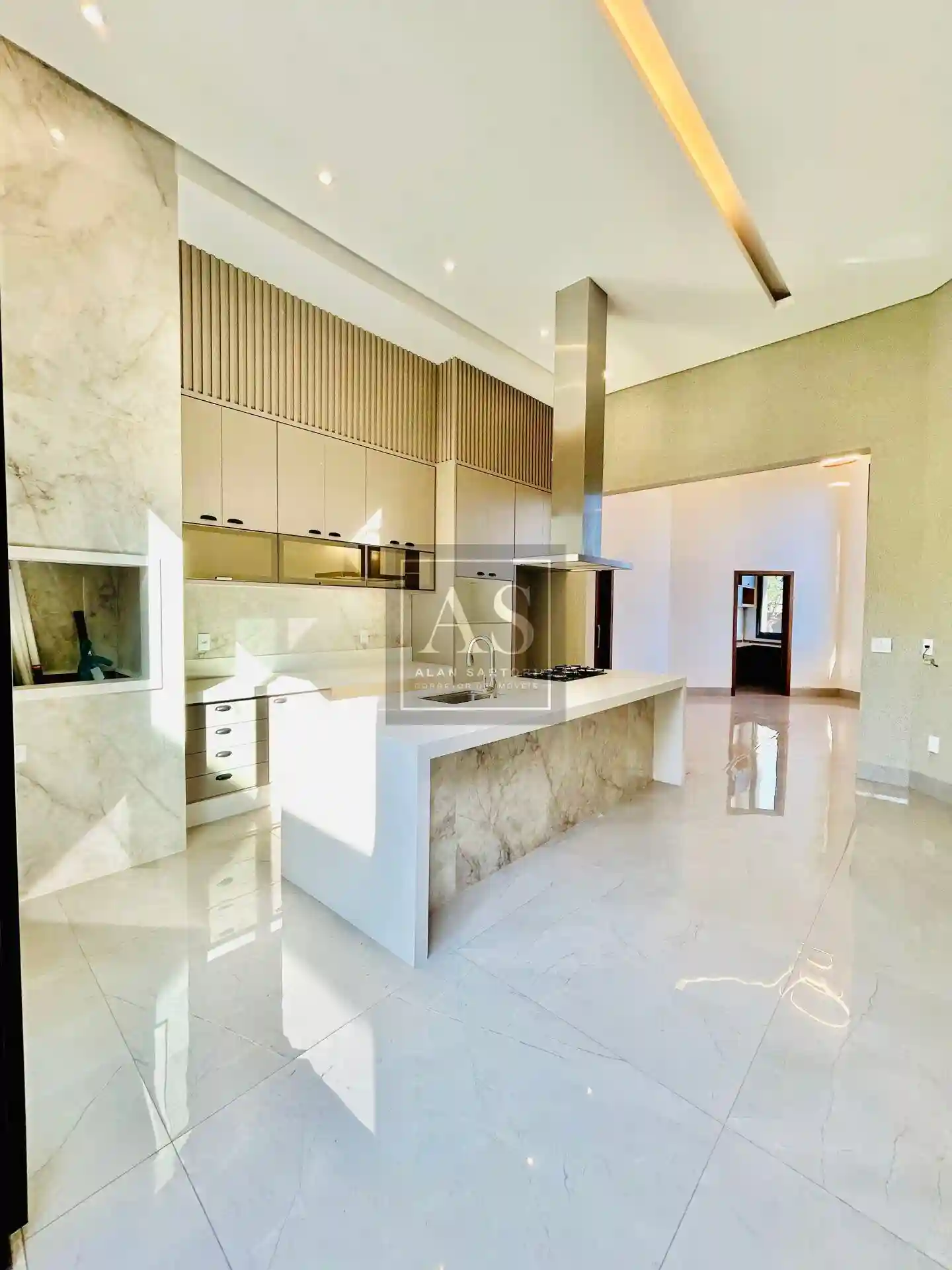 Casa de Condomínio com 3 quartos à venda, 226m² — foto 16 de 40