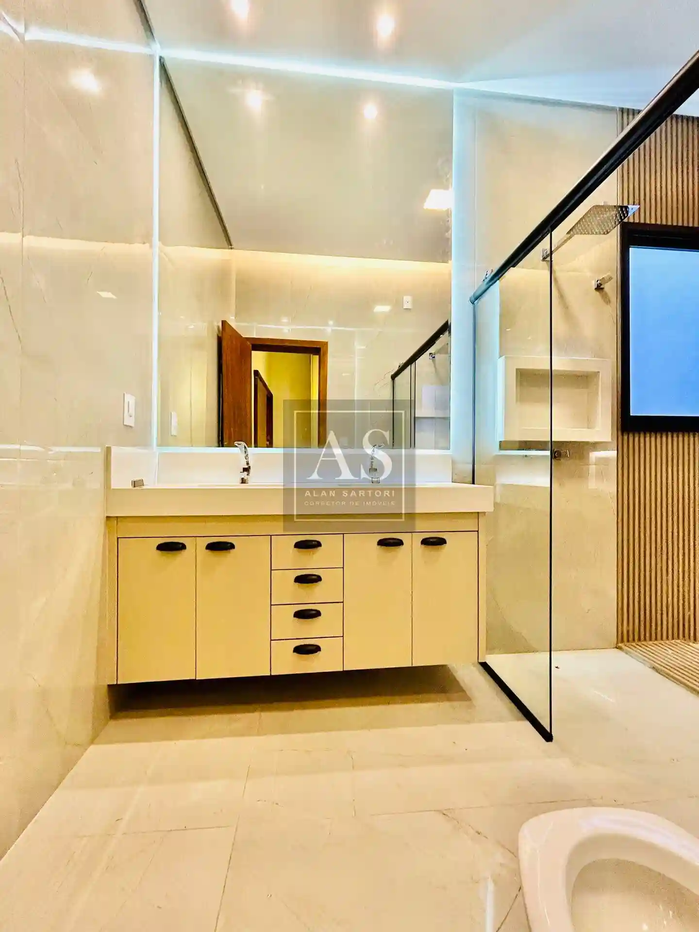 Casa de Condomínio com 3 quartos à venda, 226m² — foto 34 de 40