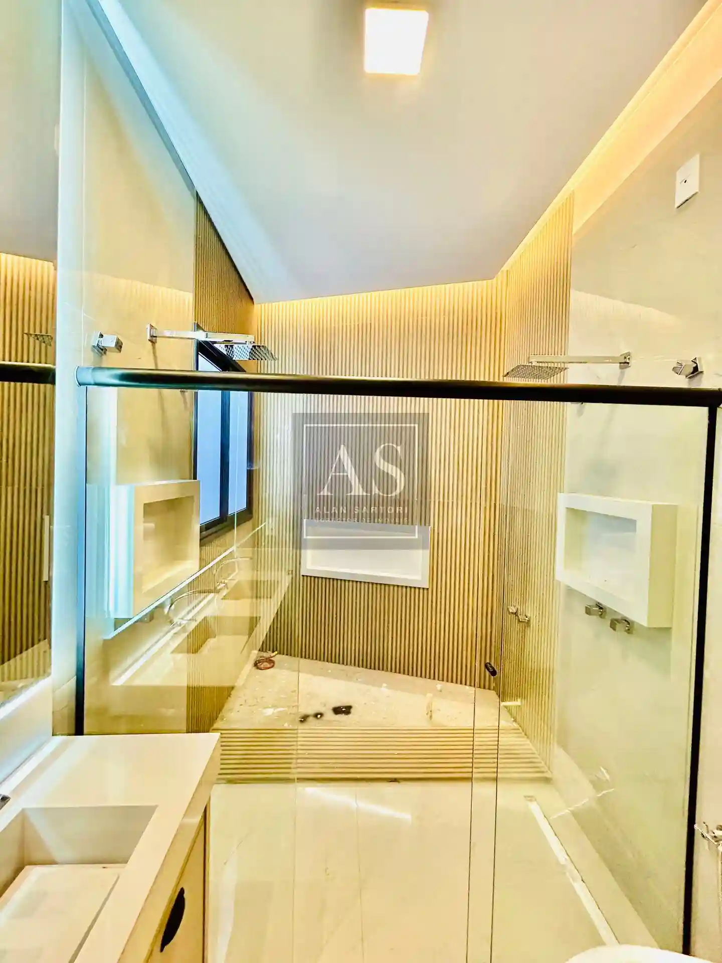 Casa de Condomínio com 3 quartos à venda, 226m² — foto 32 de 40