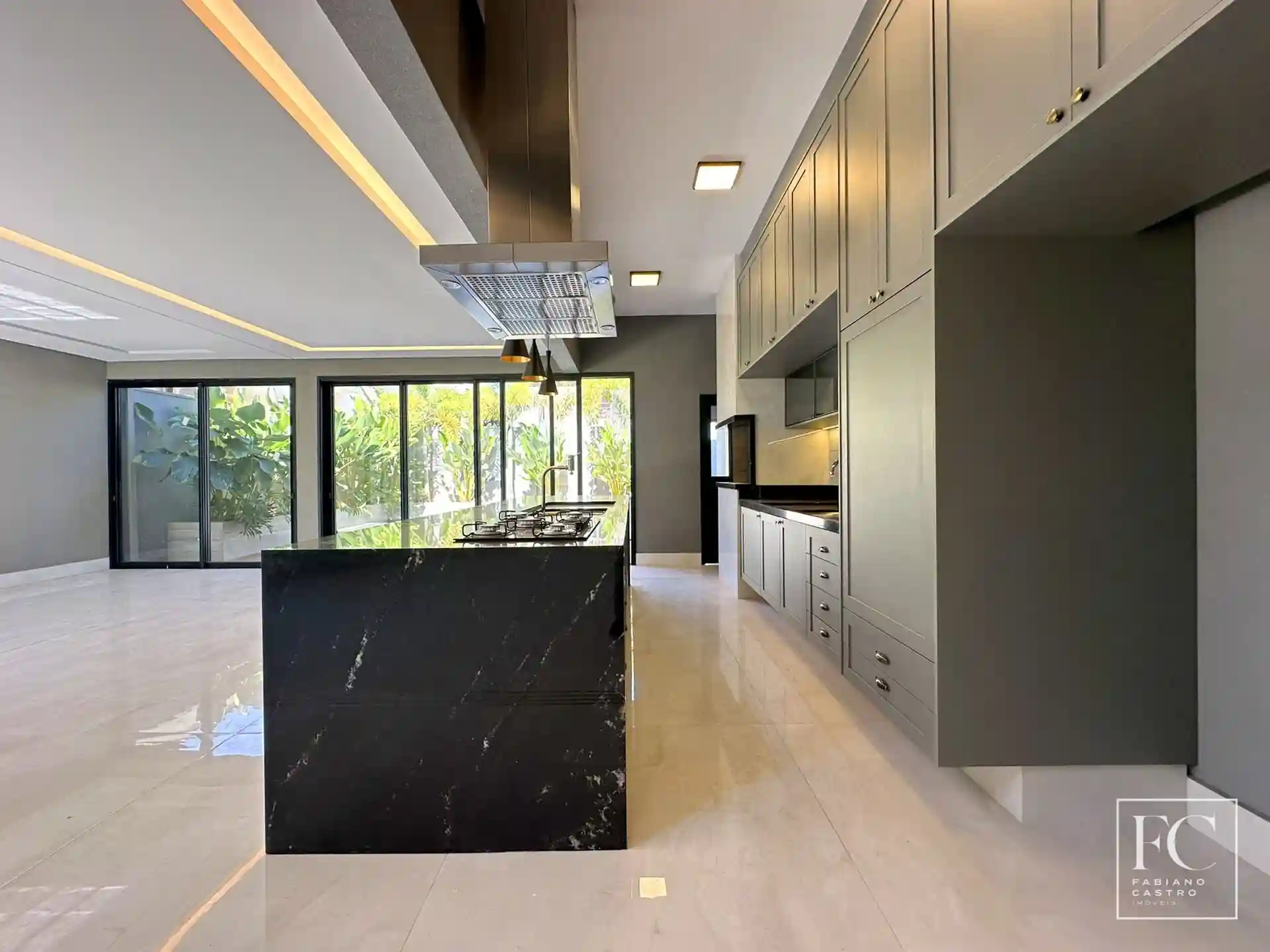 Casa de Condomínio com 4 quartos à venda, 275m² — foto 6 de 24
