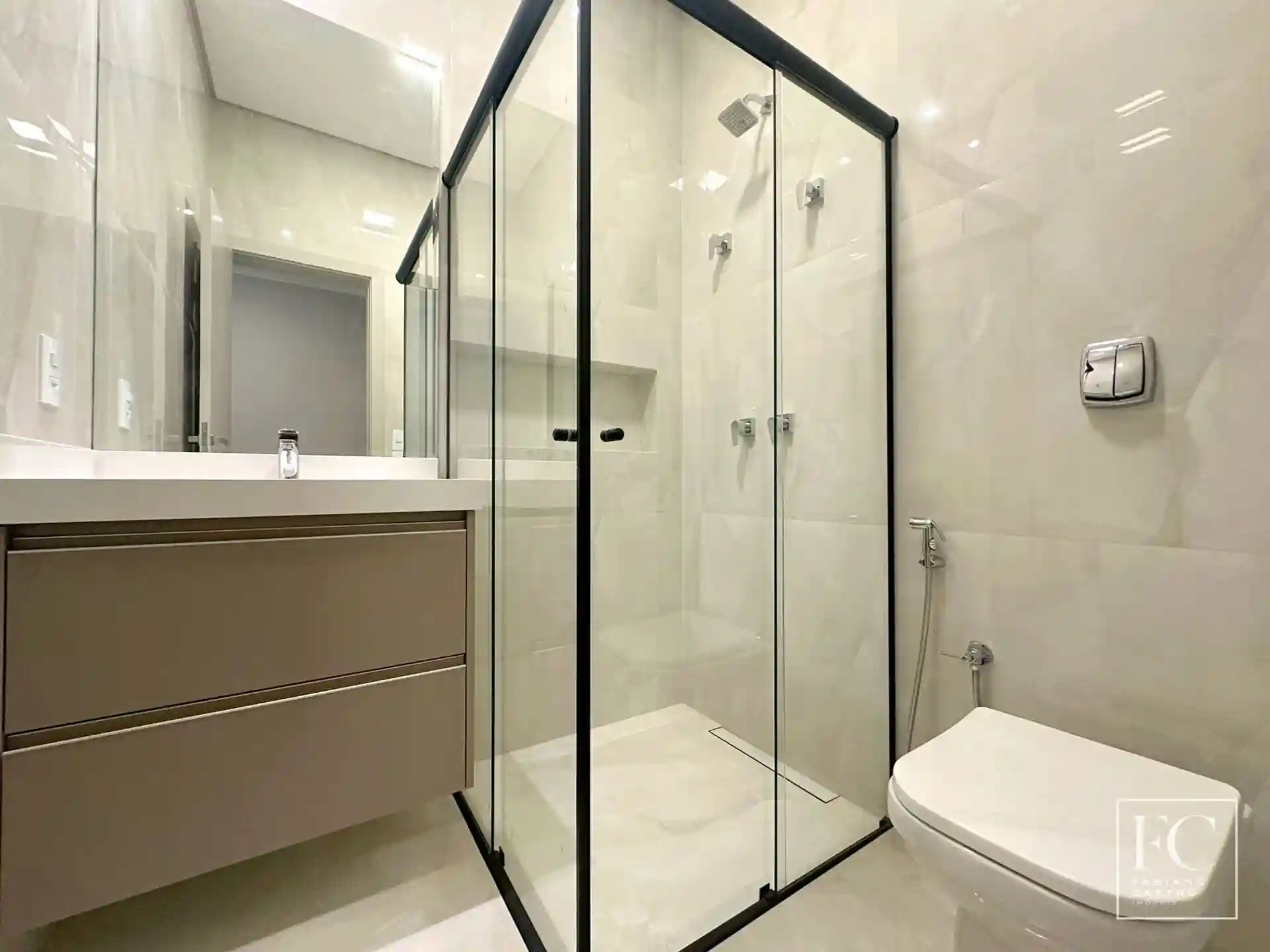 Casa de Condomínio com 4 quartos à venda, 275m² — foto 21 de 24