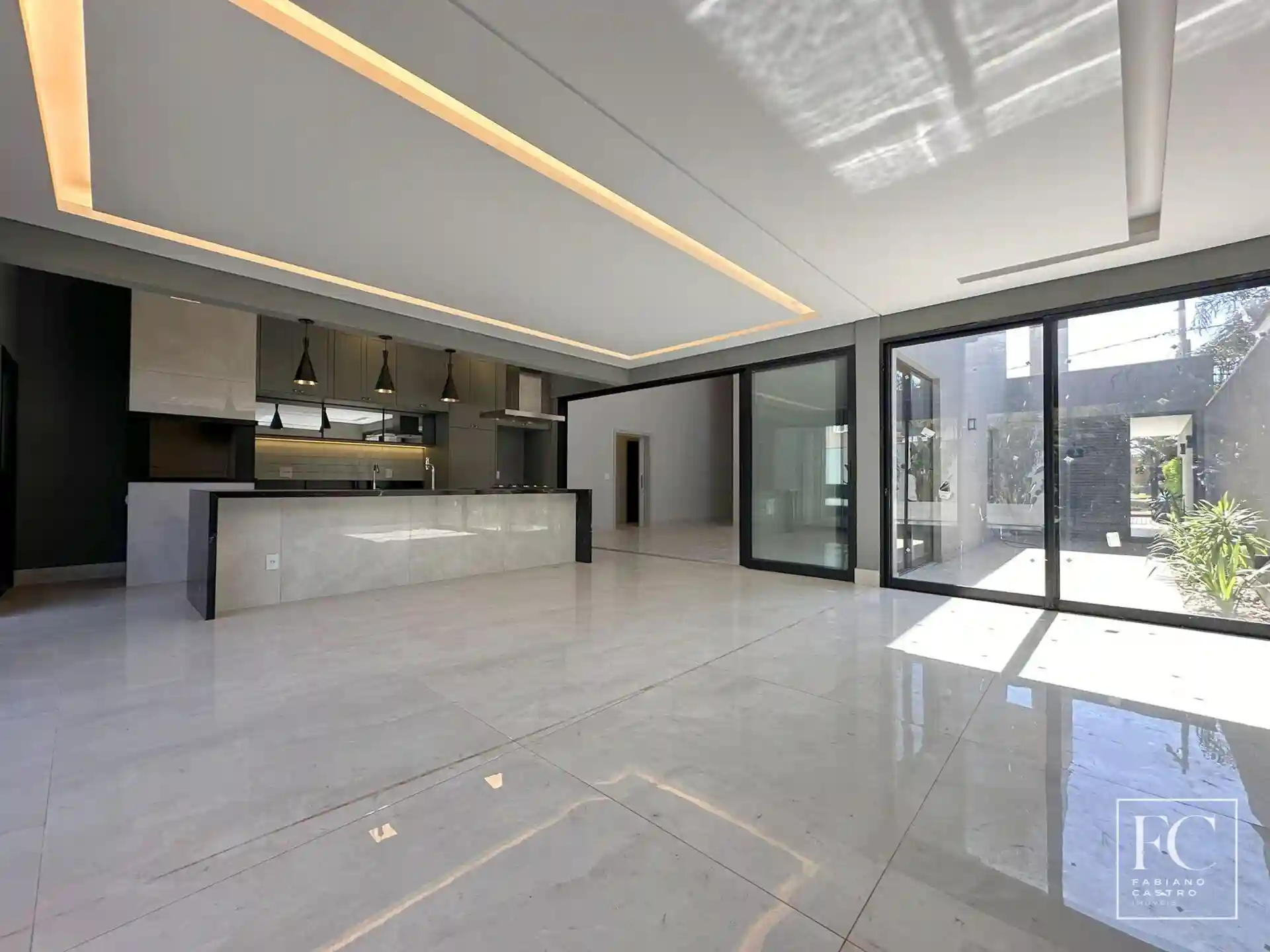 Casa de Condomínio com 4 quartos à venda, 275m² — foto 8 de 24