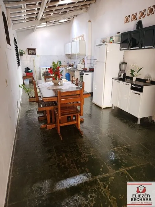 Casa à venda — foto 5 de 9