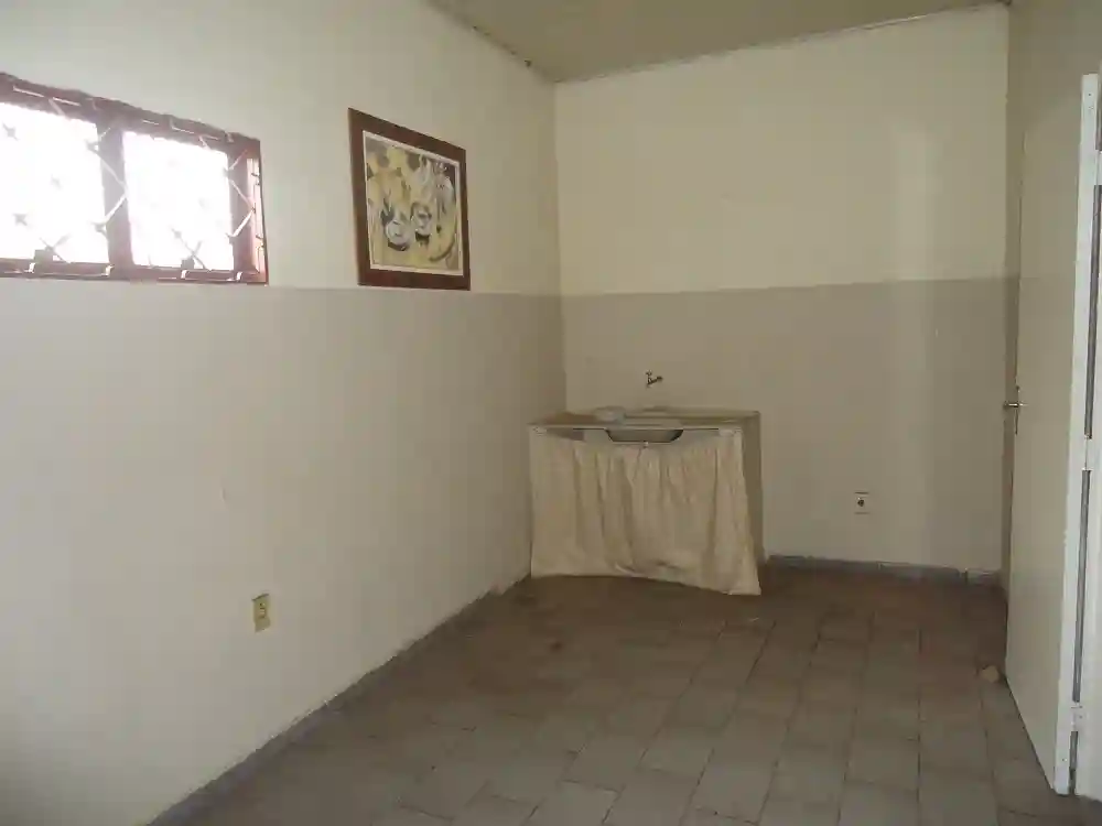 Casa com 2 quartos à venda, 240m² — foto 6 de 10