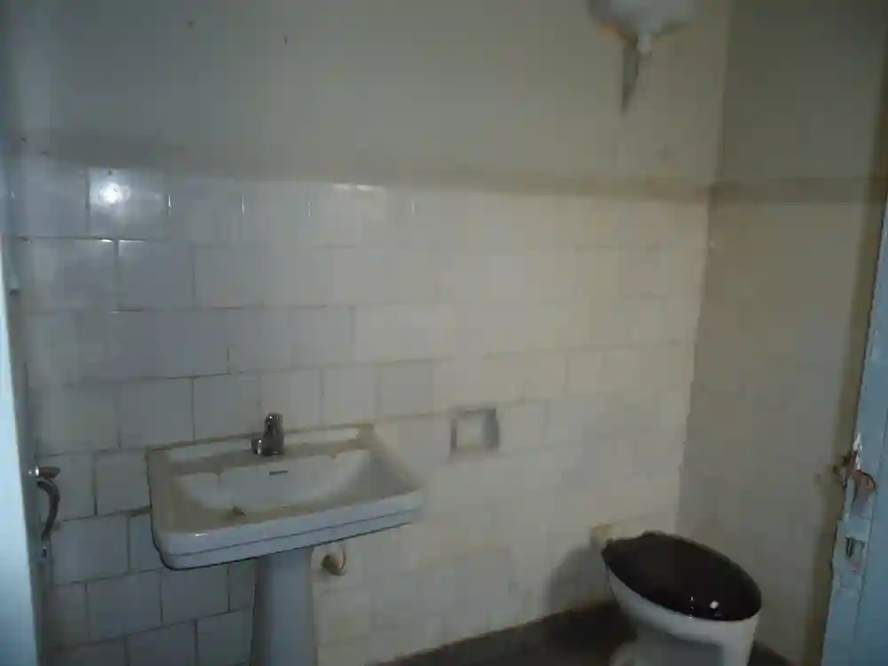 Casa com 2 quartos à venda, 240m² — foto 8 de 10