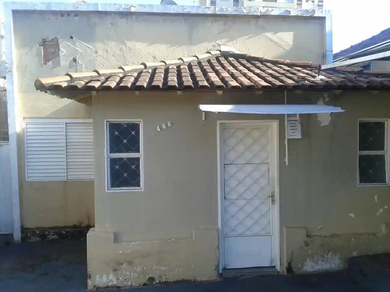 Casa com 2 quartos à venda, 240m² — foto 2 de 10
