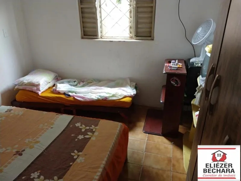 Casa à venda — foto 2 de 6