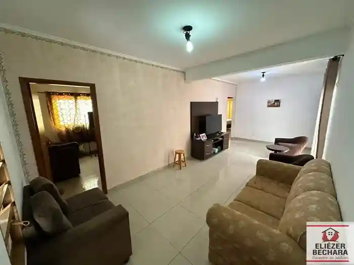 Casa com 4 quartos à venda, 260m² — foto 13 de 23