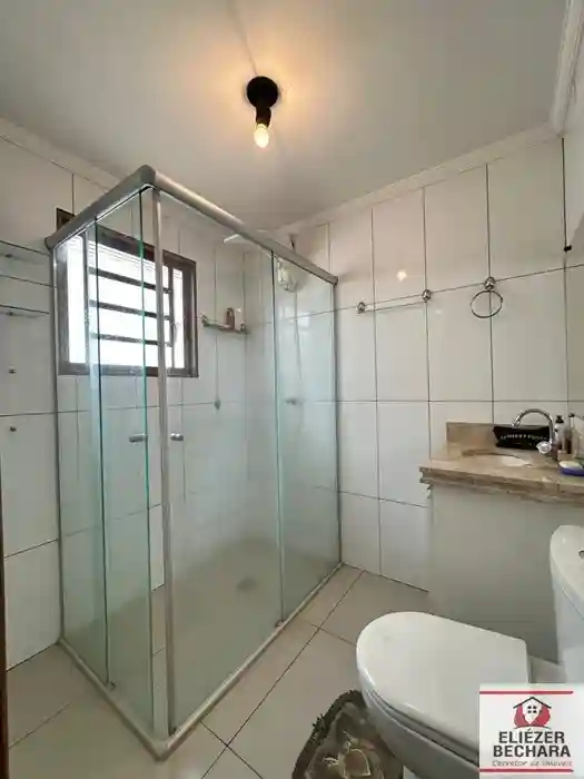 Casa com 4 quartos à venda, 260m² — foto 6 de 23