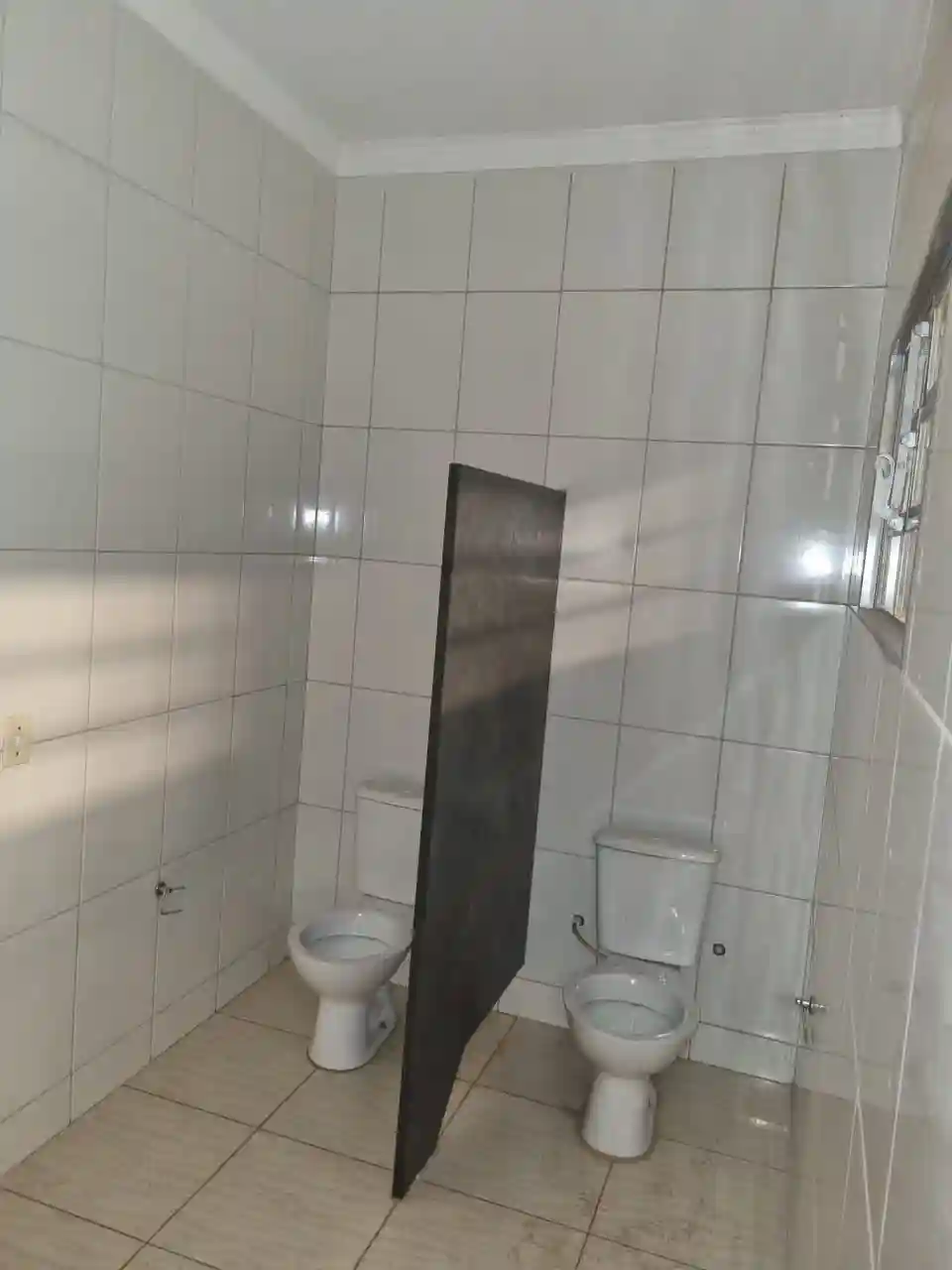 Galpão / Depósito / Armazém  para aluguel, 1000m² — foto 10 de 12