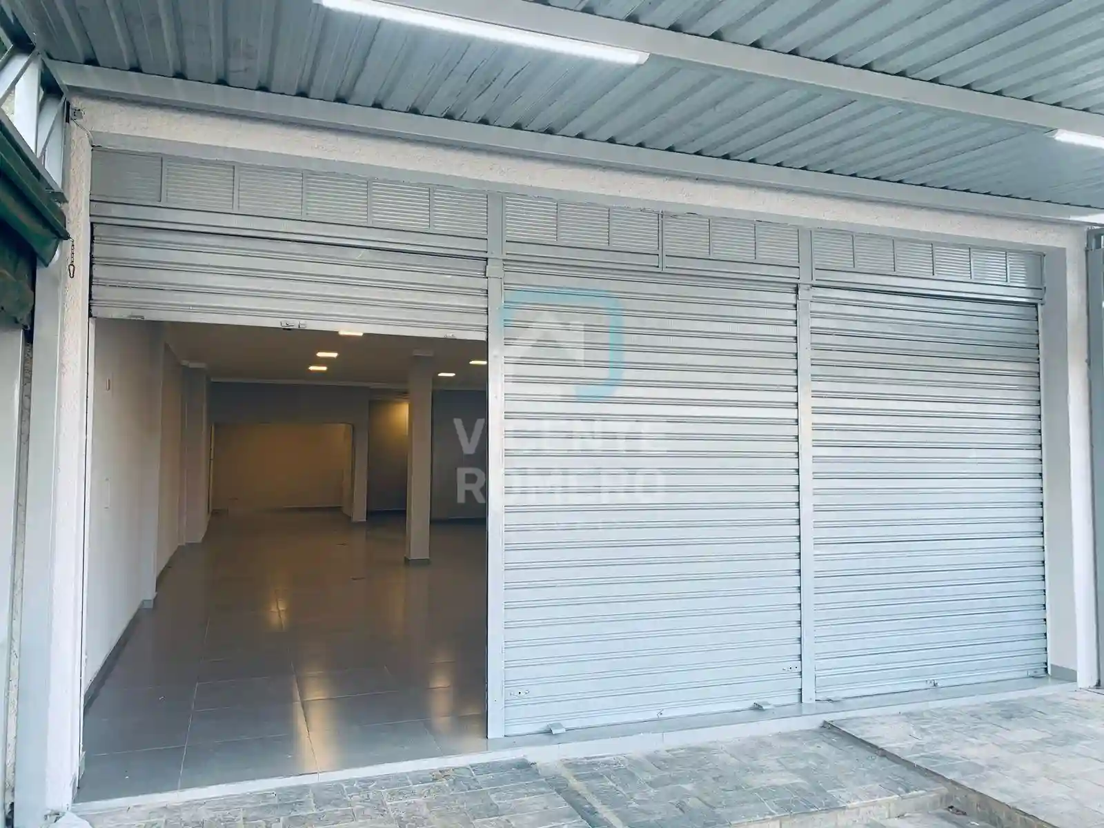 Loja / Salão / Ponto Comercial  para aluguel, 115m² — foto 4 de 13