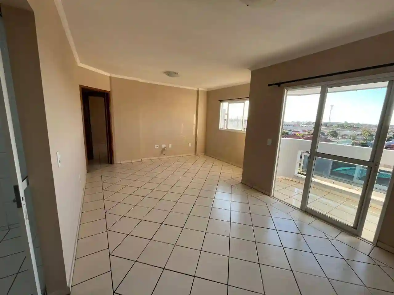 Apartamento com 3 quartos à venda, 90m² — foto 6 de 14