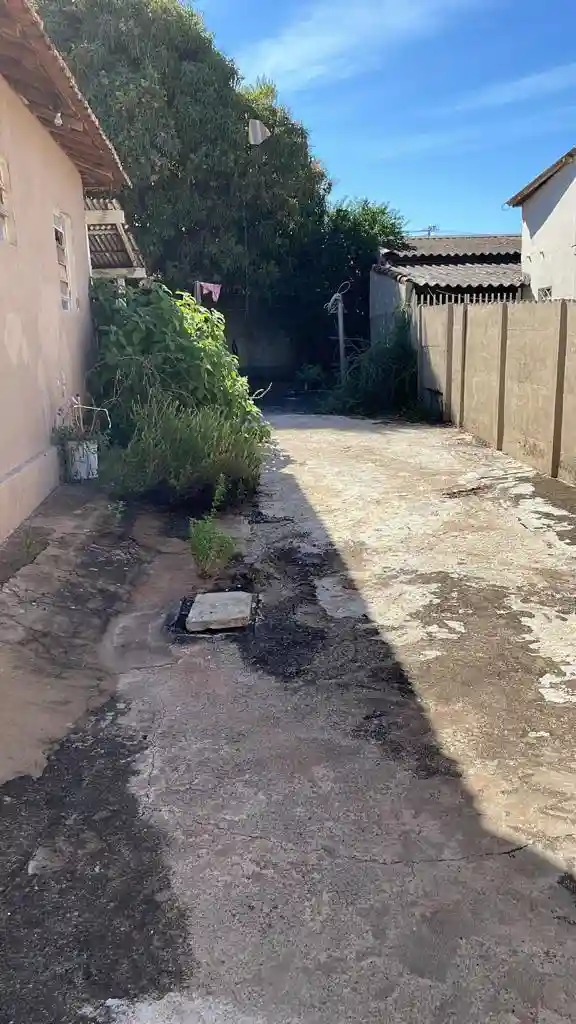 Casa com 2 quartos à venda, 60m² — foto 2 de 10