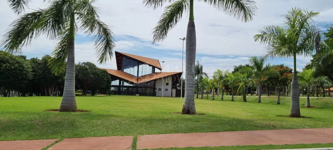 Terreno / Lote / Condomínio à venda — foto 3 de 6