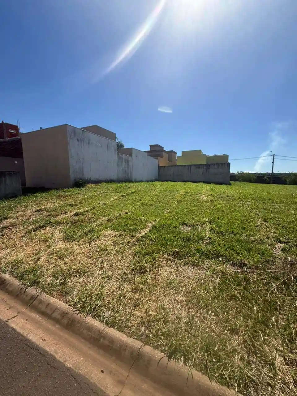 Terreno / Lote / Condomínio  à venda, 200m² — foto 4 de 6