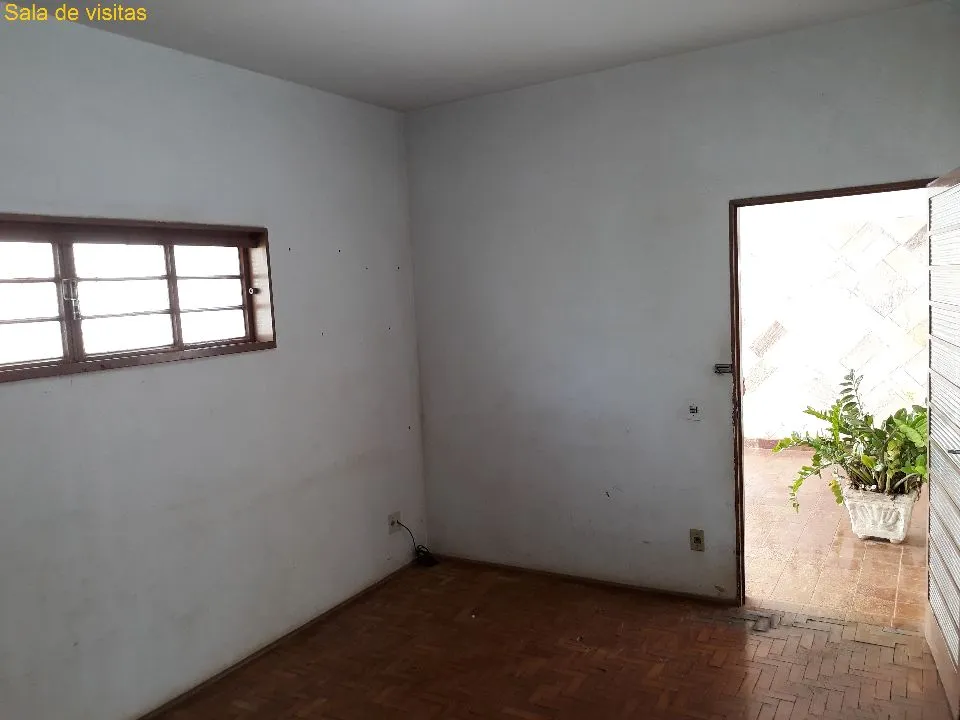Casa à venda — foto 4 de 14