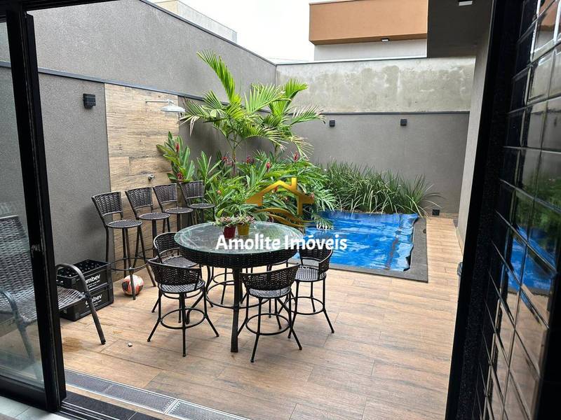 Casa de Condomínio com 4 quartos à venda, 149m² — foto 3 de 25