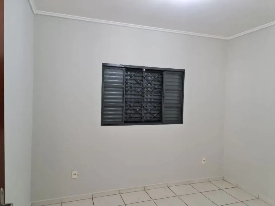 Casa à venda — foto 6 de 8