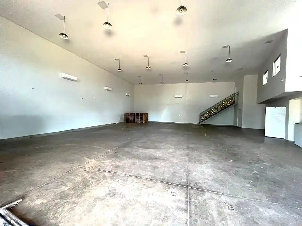 Loja / Salão / Ponto Comercial  para aluguel, 360m² — foto 3 de 14