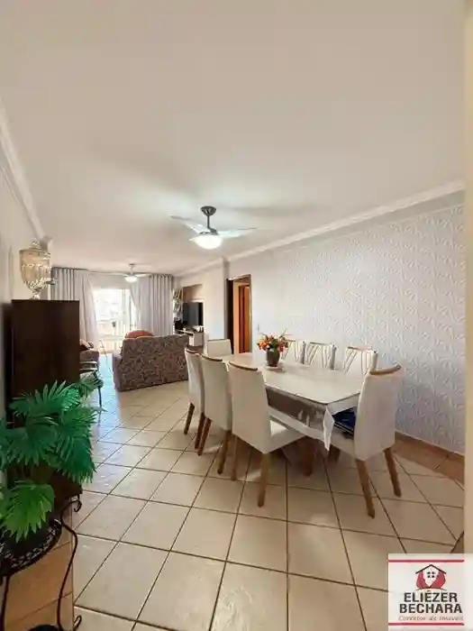 Apartamento com 3 quartos à venda, 140m² — foto 2 de 28