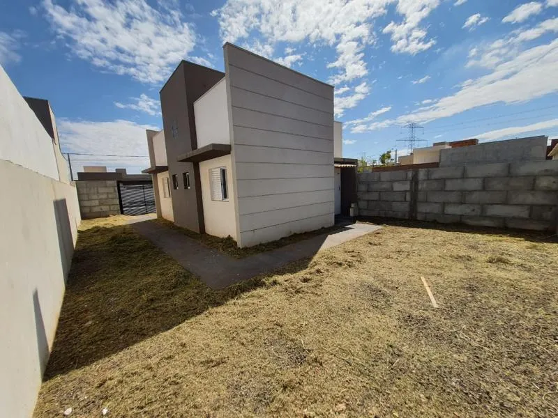 Casa à venda — foto 2 de 4