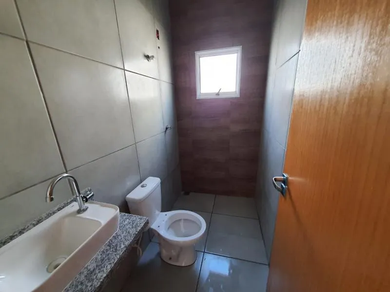 Casa à venda — foto 3 de 4