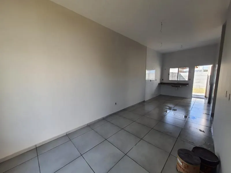 Casa à venda — foto 4 de 4