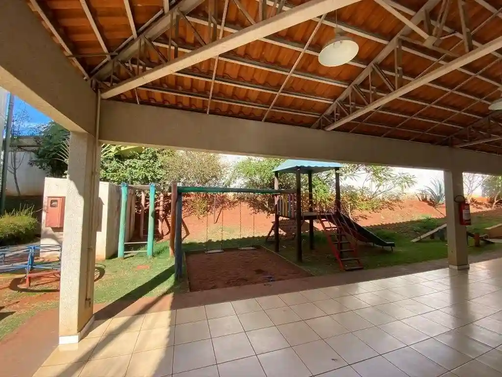 Apartamento com 2 quartos à venda, 47m² — foto 2 de 10