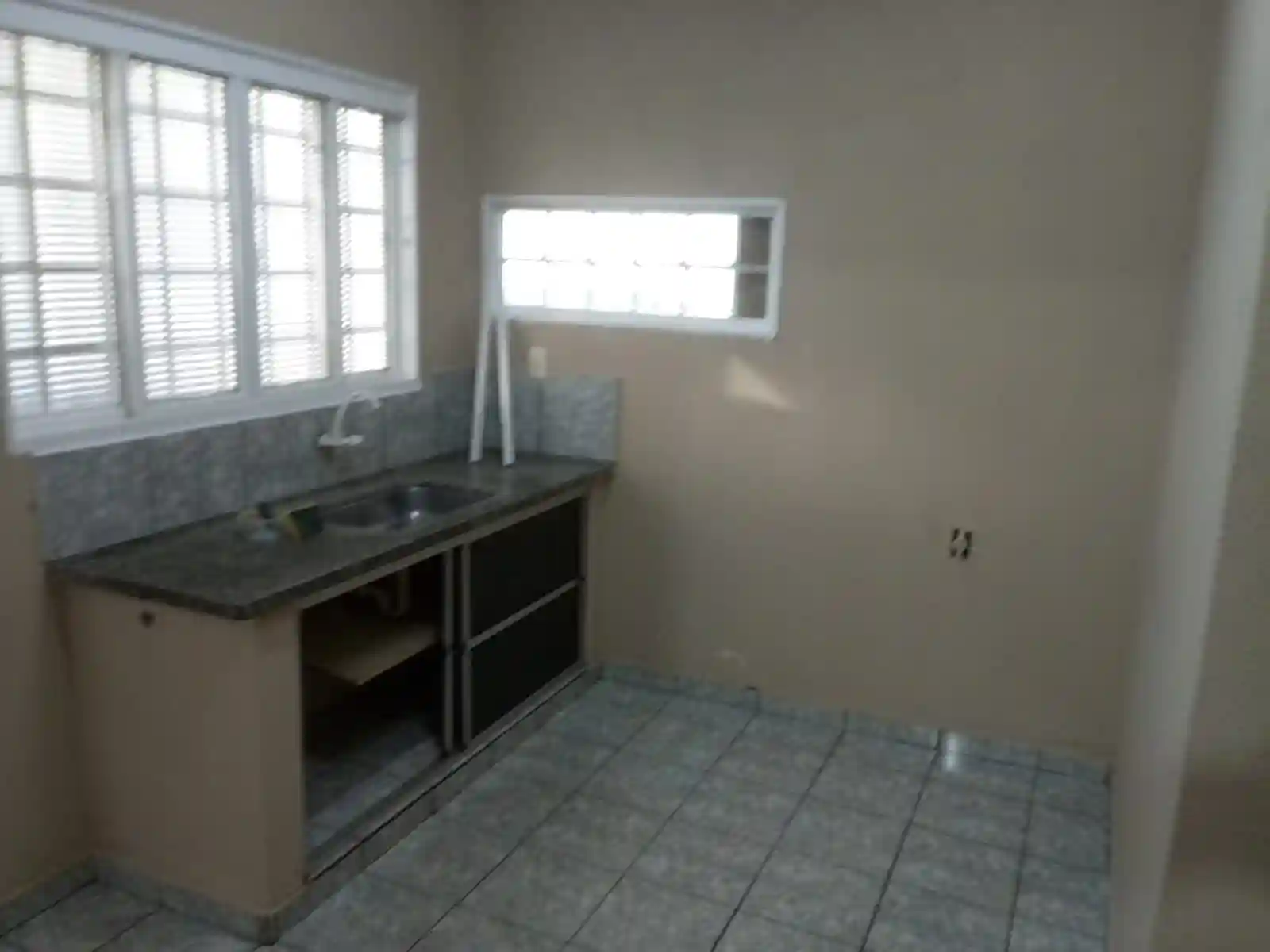 Loja / Salão / Ponto Comercial  para aluguel, 350m² — foto 42 de 44