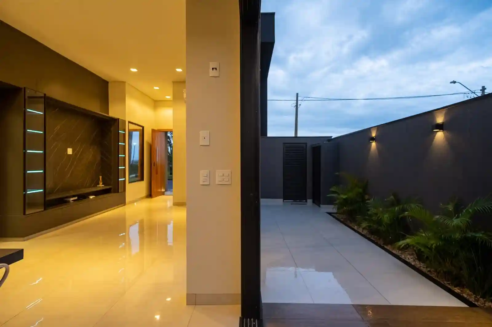 Casa de Condomínio com 3 quartos à venda, 163m² — foto 8 de 25